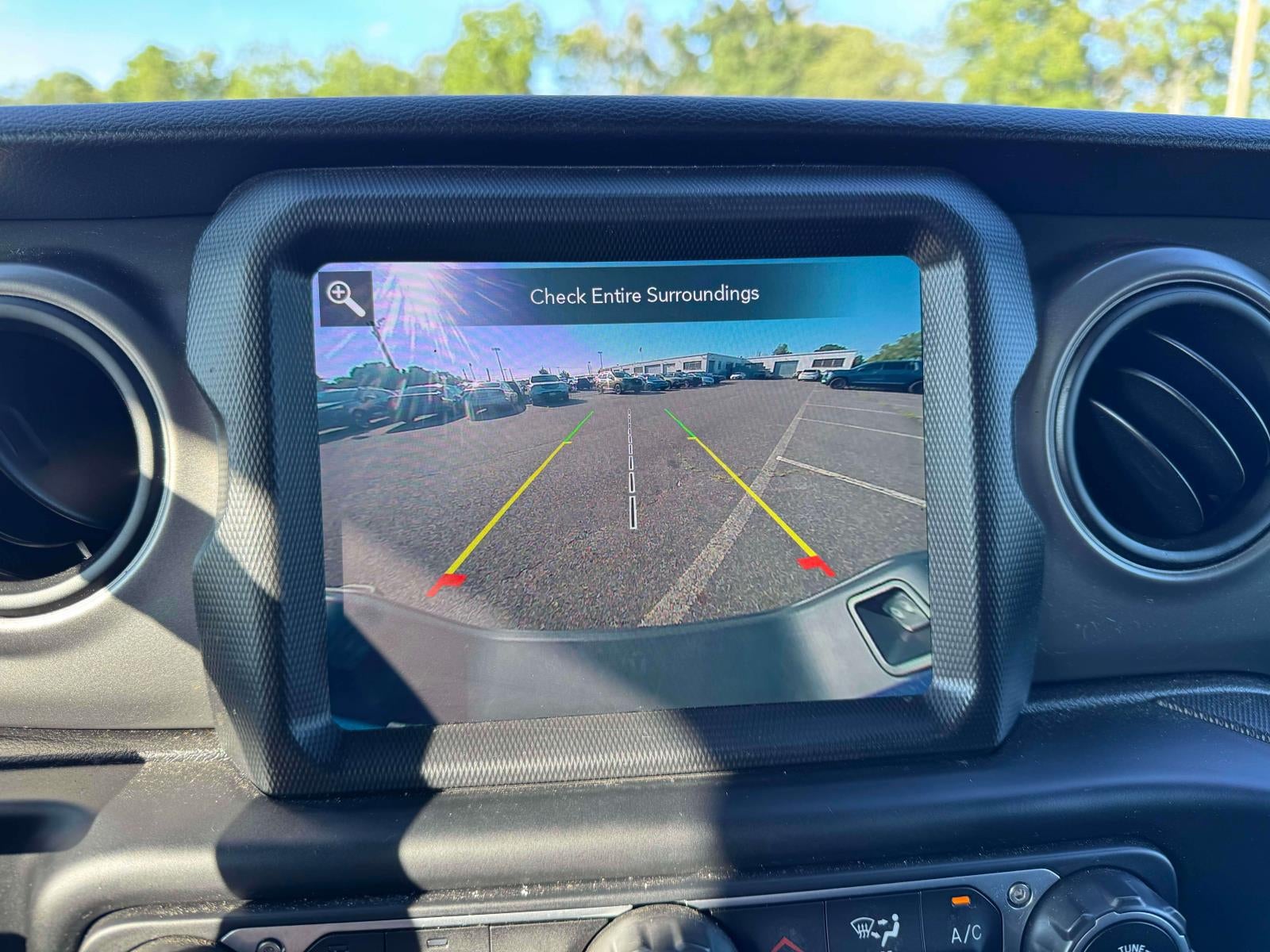 2022 Jeep Gladiator Willys
