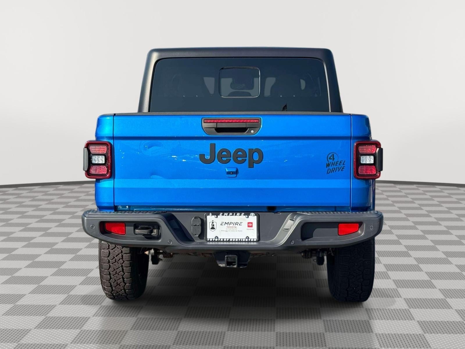 2022 Jeep Gladiator Willys