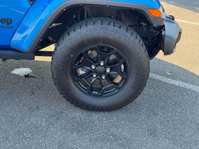 2022 Jeep Gladiator Willys