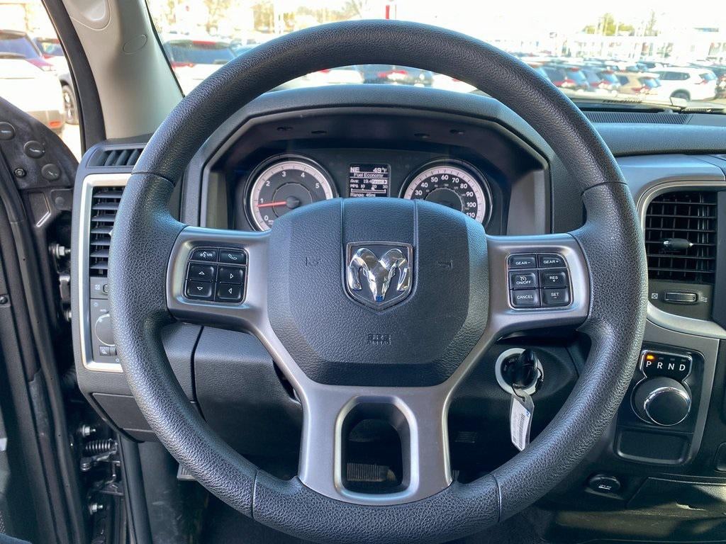 2024 RAM 1500 Classic SLT Quad Cab 4x2 64' Box