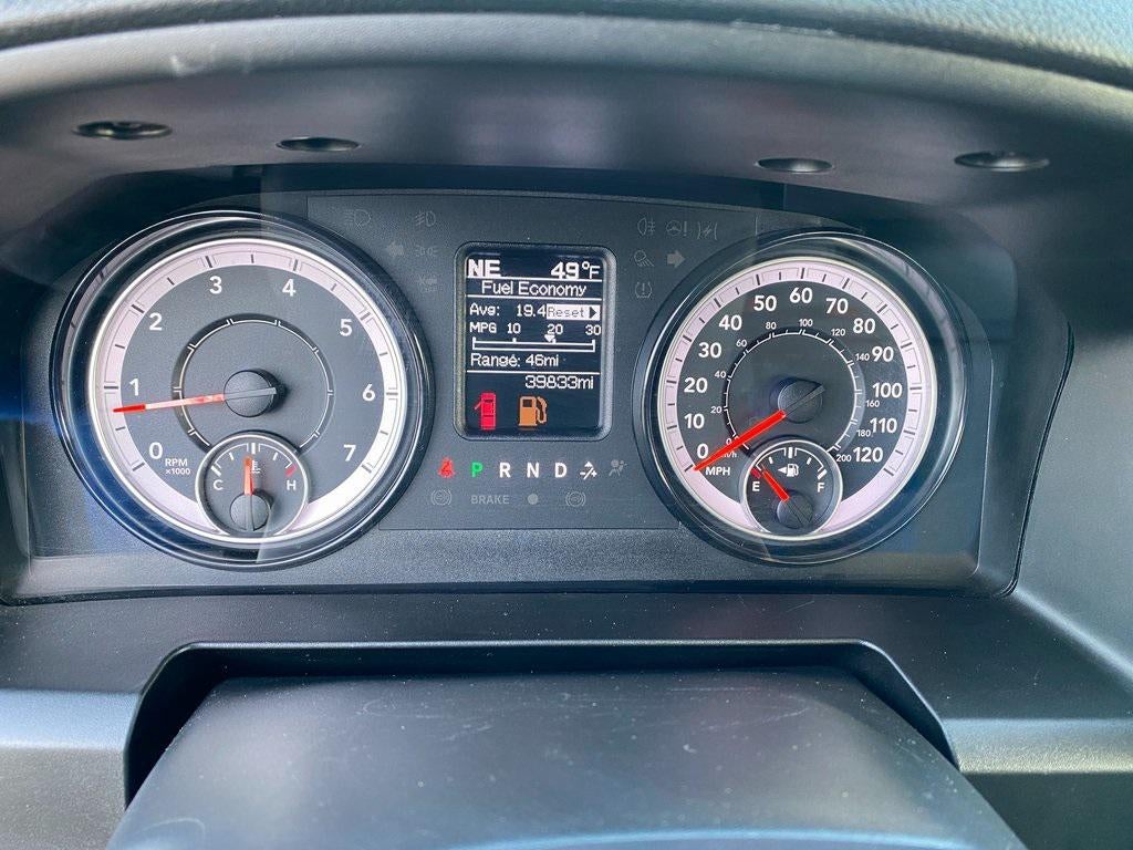 2024 RAM 1500 Classic SLT Quad Cab 4x2 64' Box