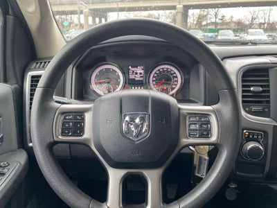 2024 RAM 1500 Classic SLT Quad Cab 4x2 64' Box