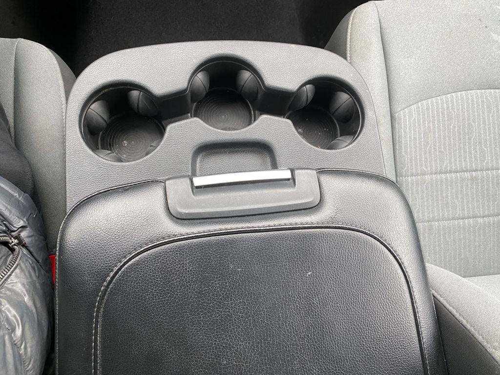 2024 RAM 1500 Classic SLT Quad Cab 4x2 64' Box