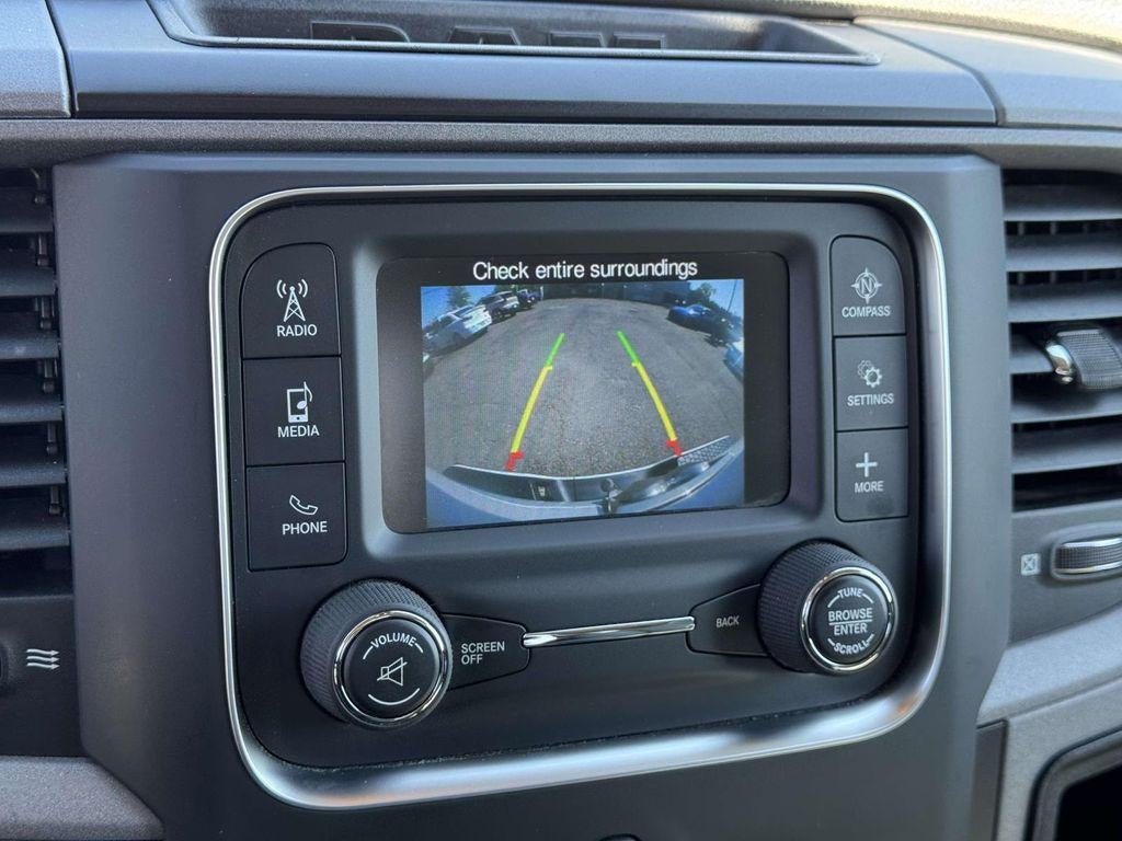 2018 RAM 1500 Express Quad Cab 4x4 64' Box