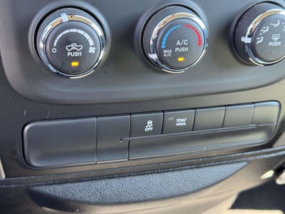 2018 RAM 1500 Express Quad Cab 4x4 64' Box