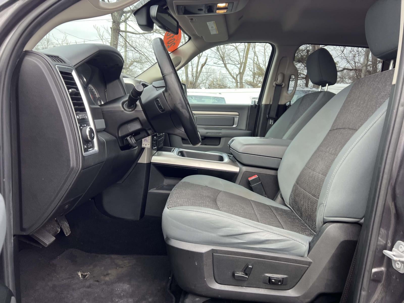 2018 RAM 1500 Big Horn Crew Cab 4x4 57' Box