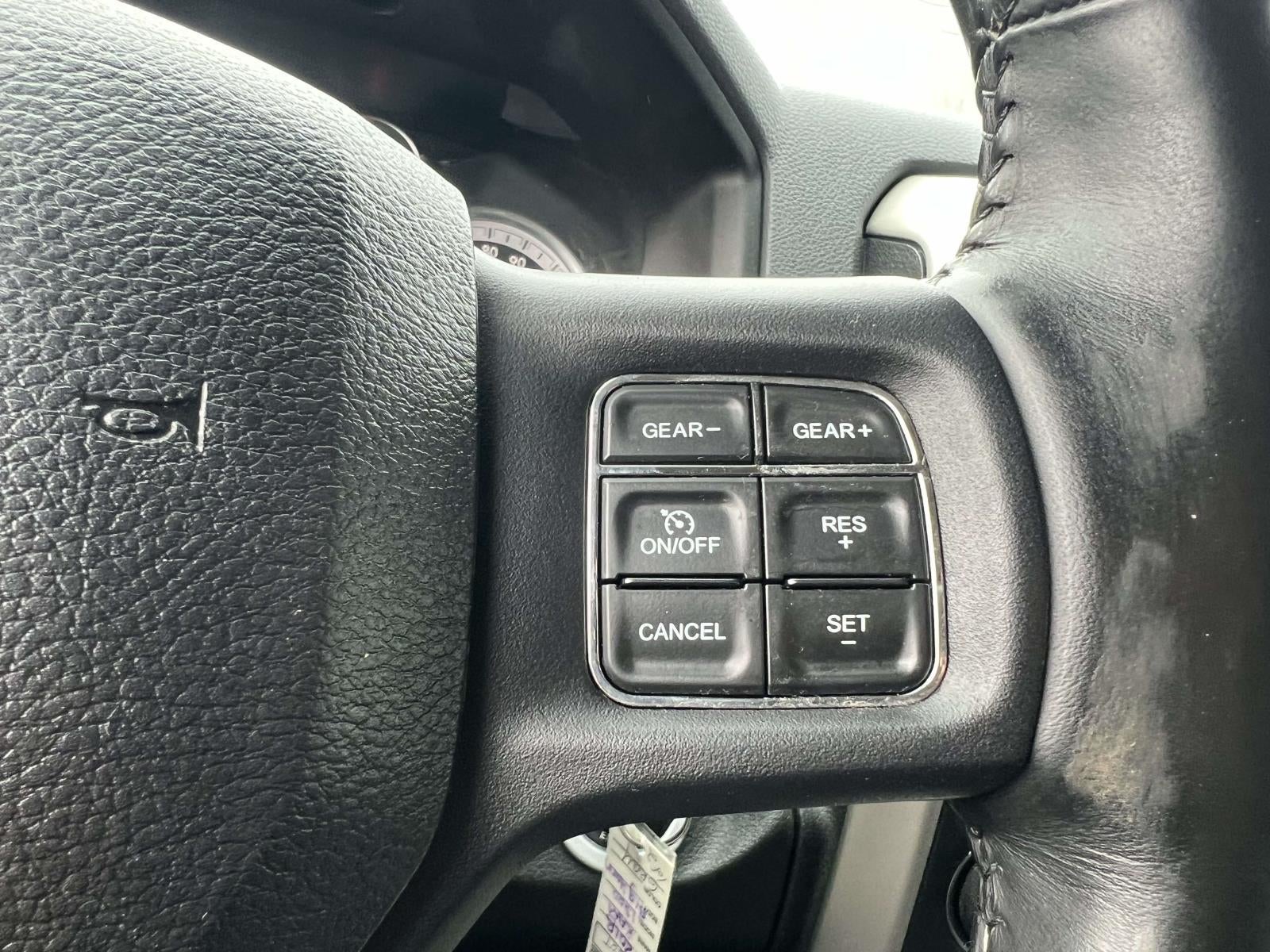 2018 RAM 1500 Big Horn Crew Cab 4x4 57' Box