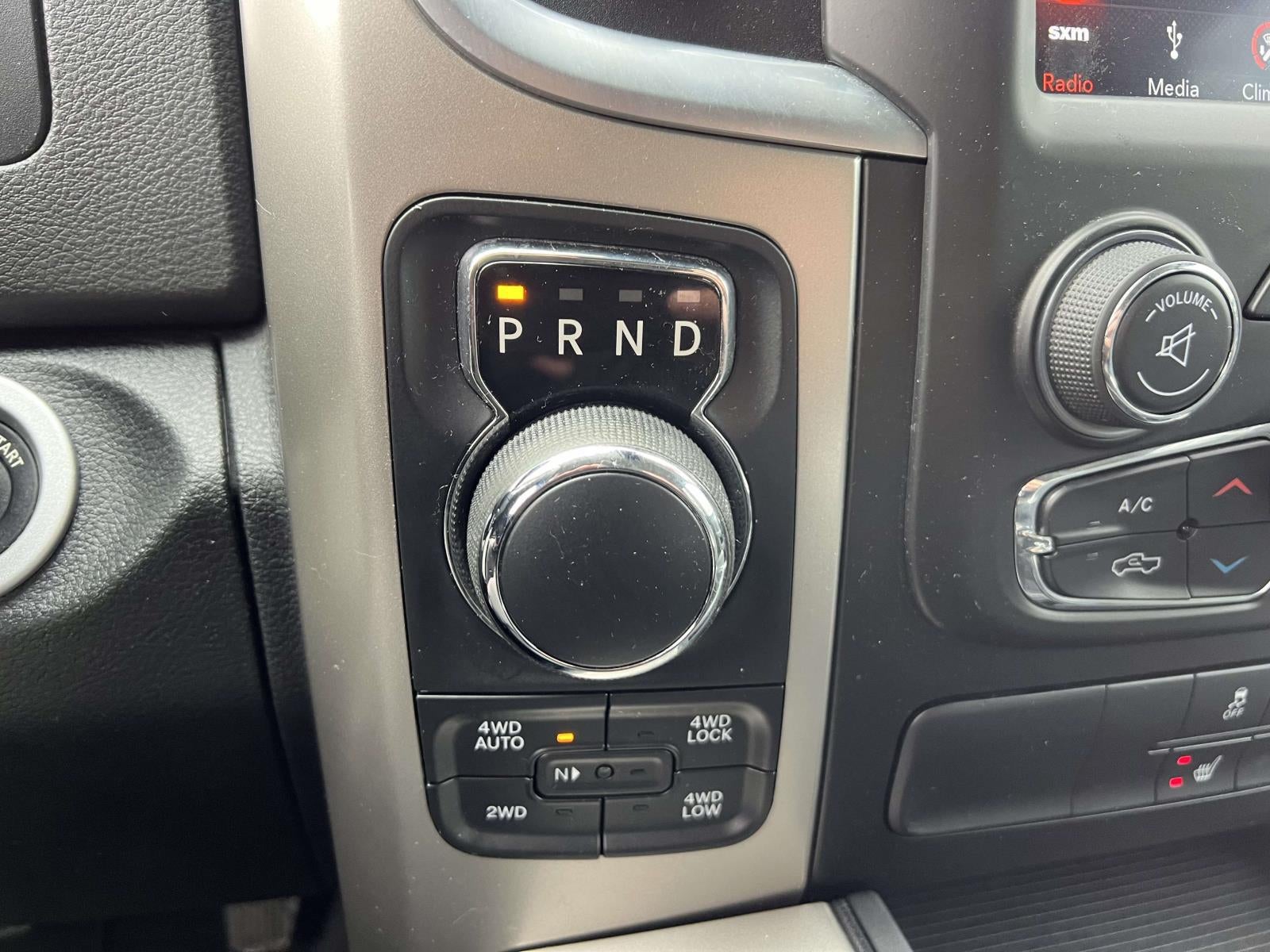 2018 RAM 1500 Big Horn Crew Cab 4x4 57' Box