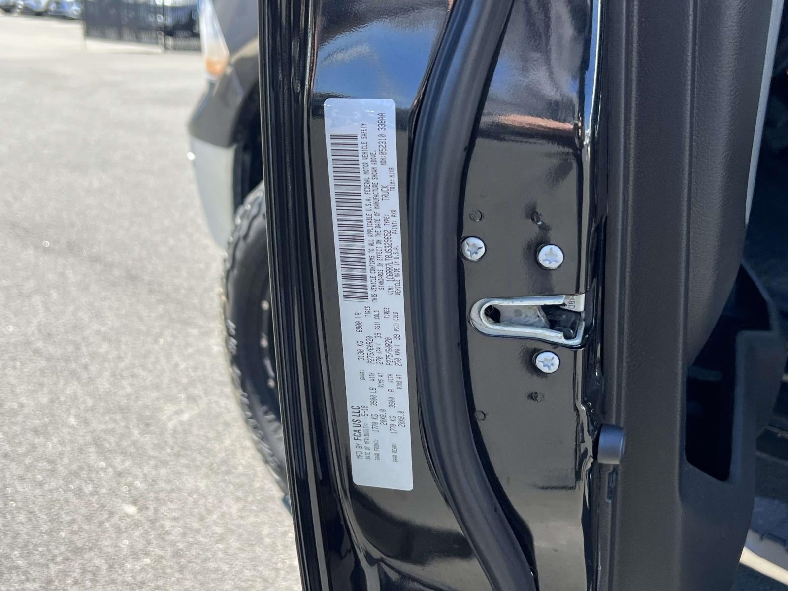 2018 RAM 1500 Big Horn Crew Cab 4x4 57' Box