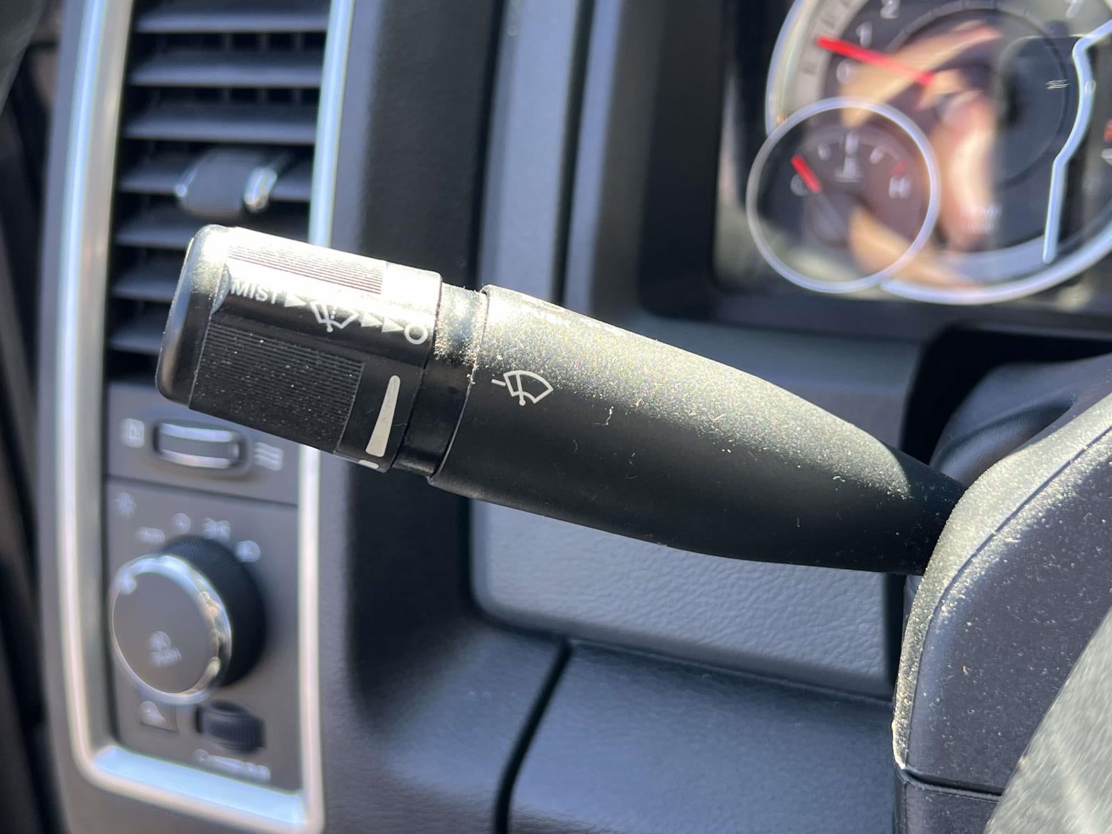 2018 RAM 1500 Big Horn Crew Cab 4x4 57' Box