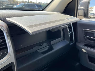 2018 RAM 1500 Big Horn Crew Cab 4x4 57' Box