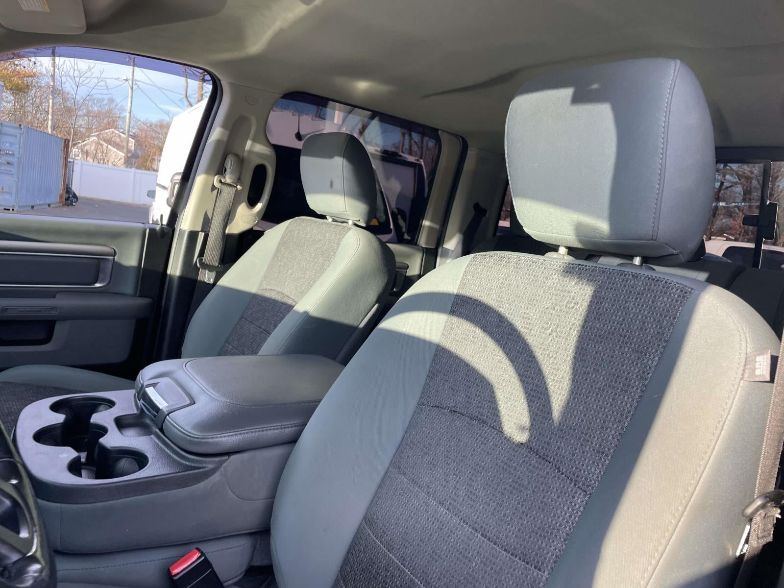 2019 RAM 1500 Classic SLT Crew Cab 4x4 57' Box