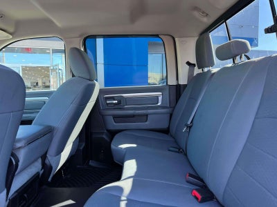 2019 RAM 1500 Classic SLT Crew Cab 4x4 64' Box