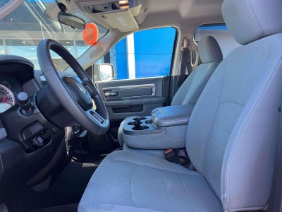 2019 RAM 1500 Classic SLT Crew Cab 4x4 64' Box