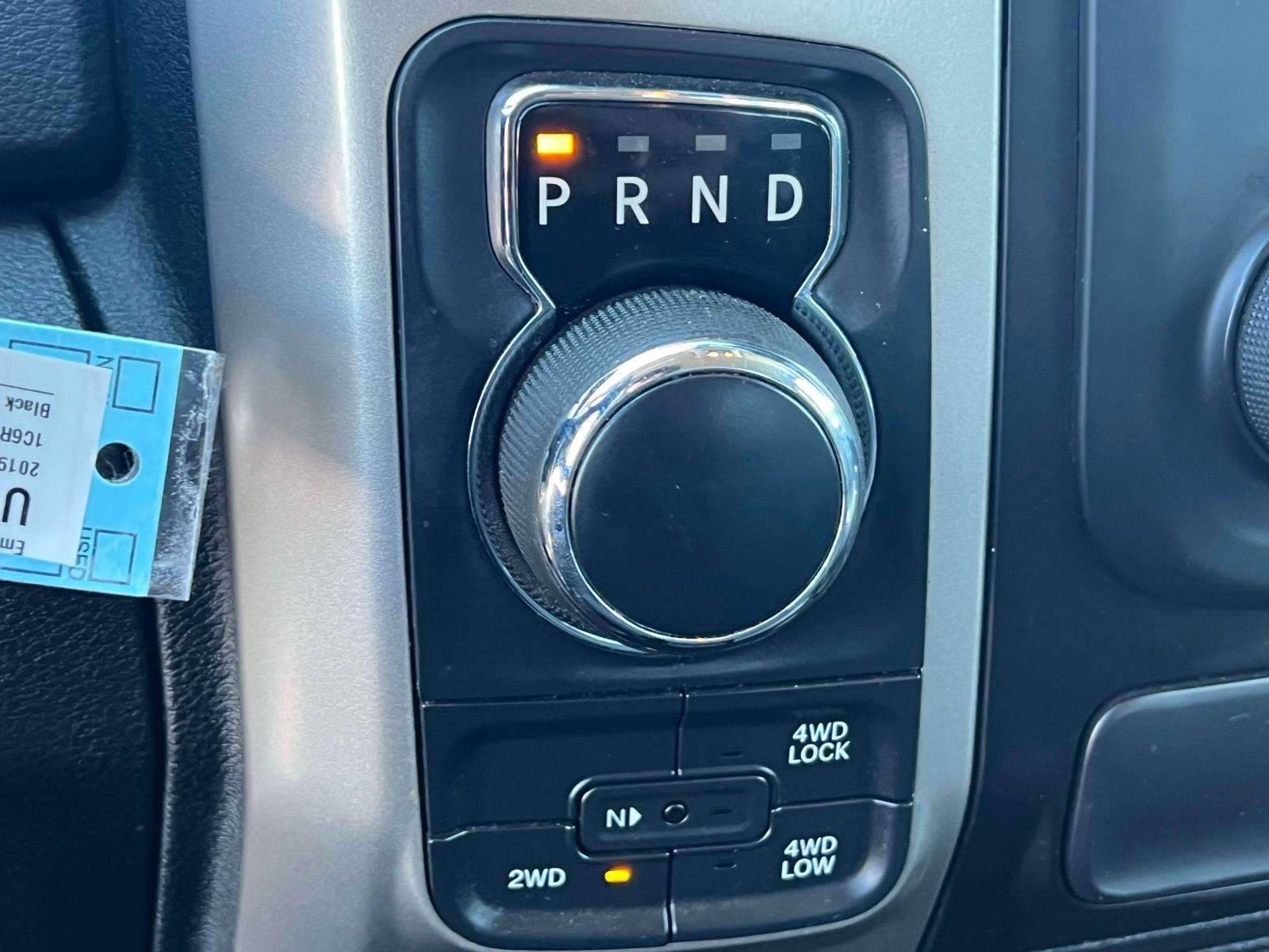 2019 RAM 1500 Classic SLT Crew Cab 4x4 64' Box