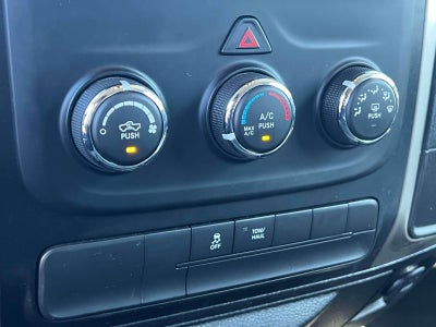 2019 RAM 1500 Classic SLT Crew Cab 4x4 64' Box