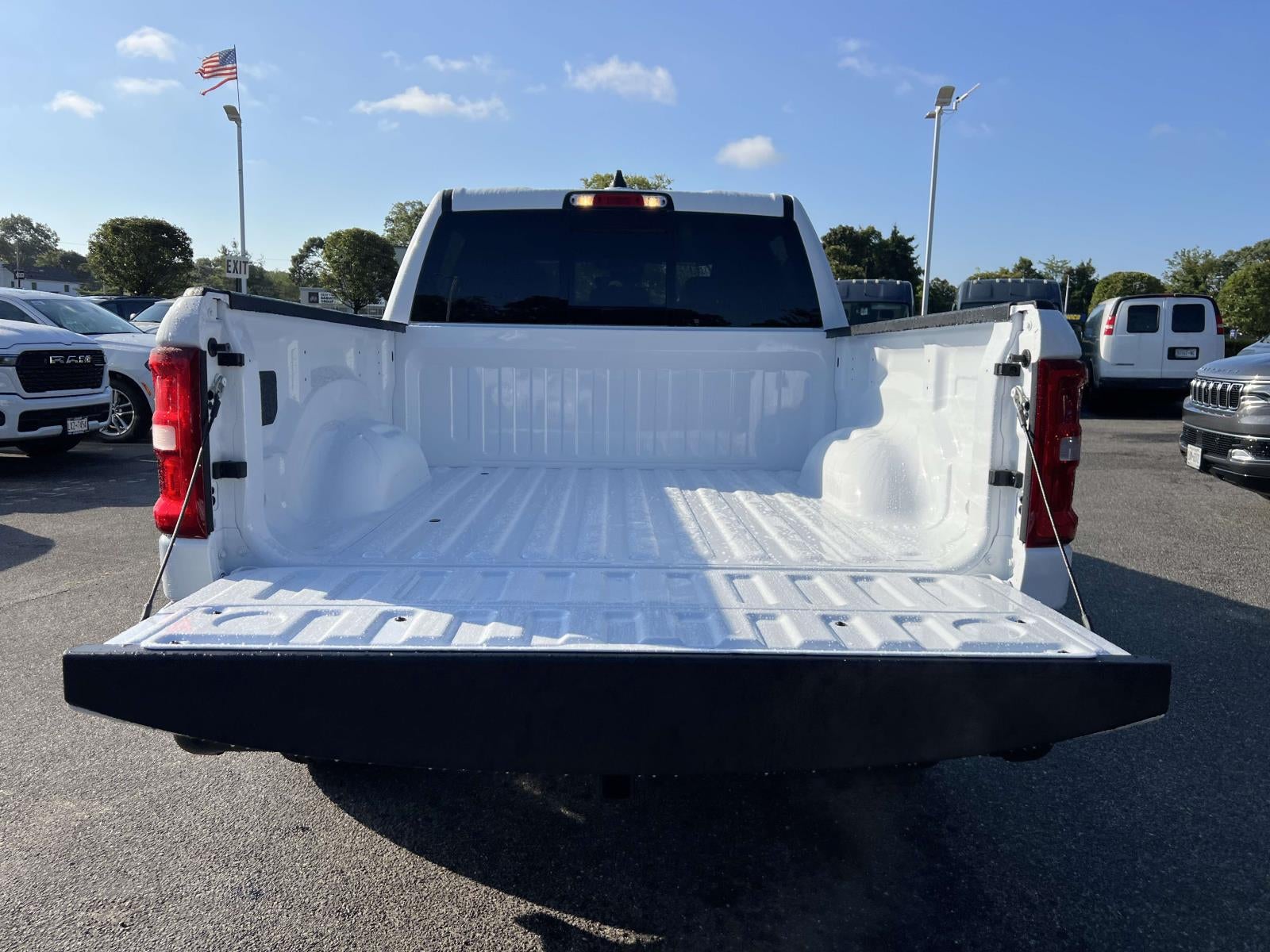 2025 RAM Ram 1500 Big Horn Crew Cab 4x4 57' Box