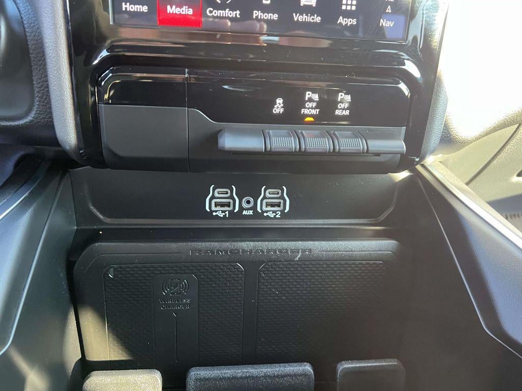 2025 RAM 1500 Big Horn Crew Cab 4x4 57' Box