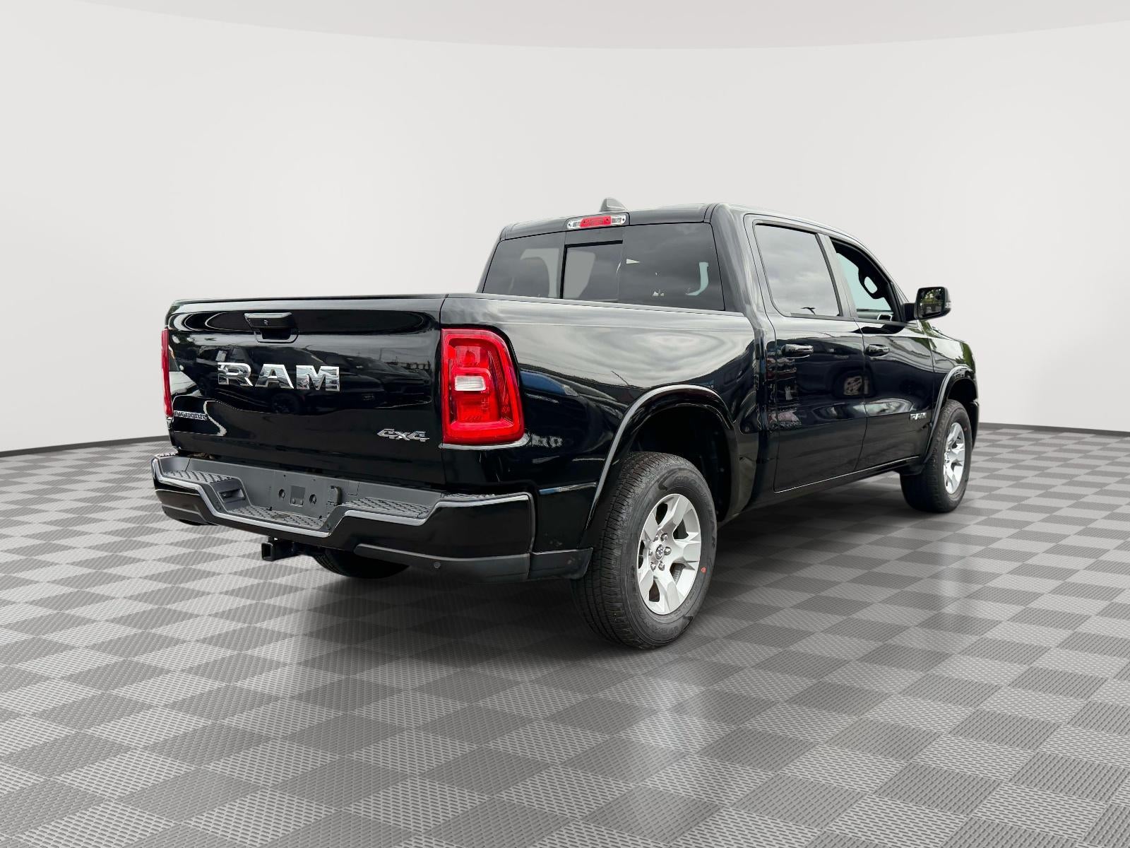 2025 RAM 1500 Big Horn Crew Cab 4x4 57' Box