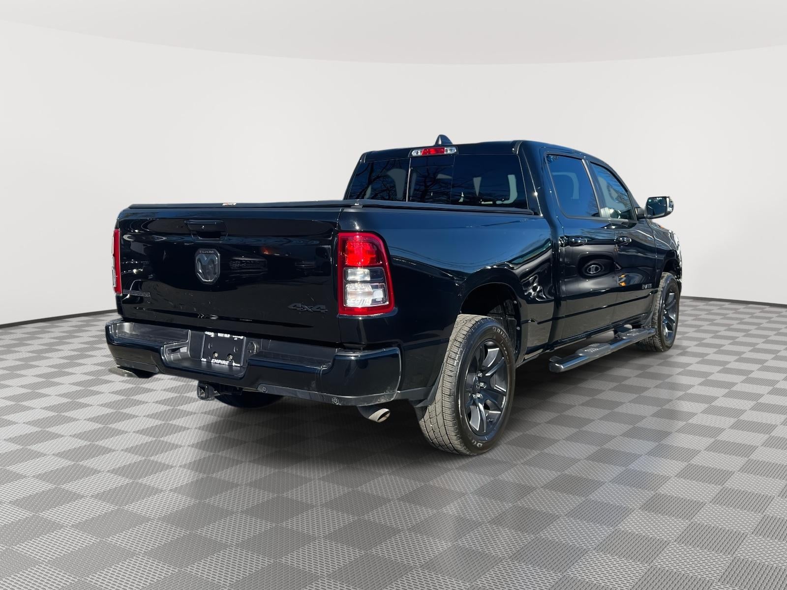 2022 RAM 1500 Big Horn Crew Cab 4x4 64' Box