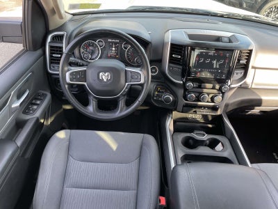 2020 RAM 1500 Big Horn Quad Cab 4x4 64' Box