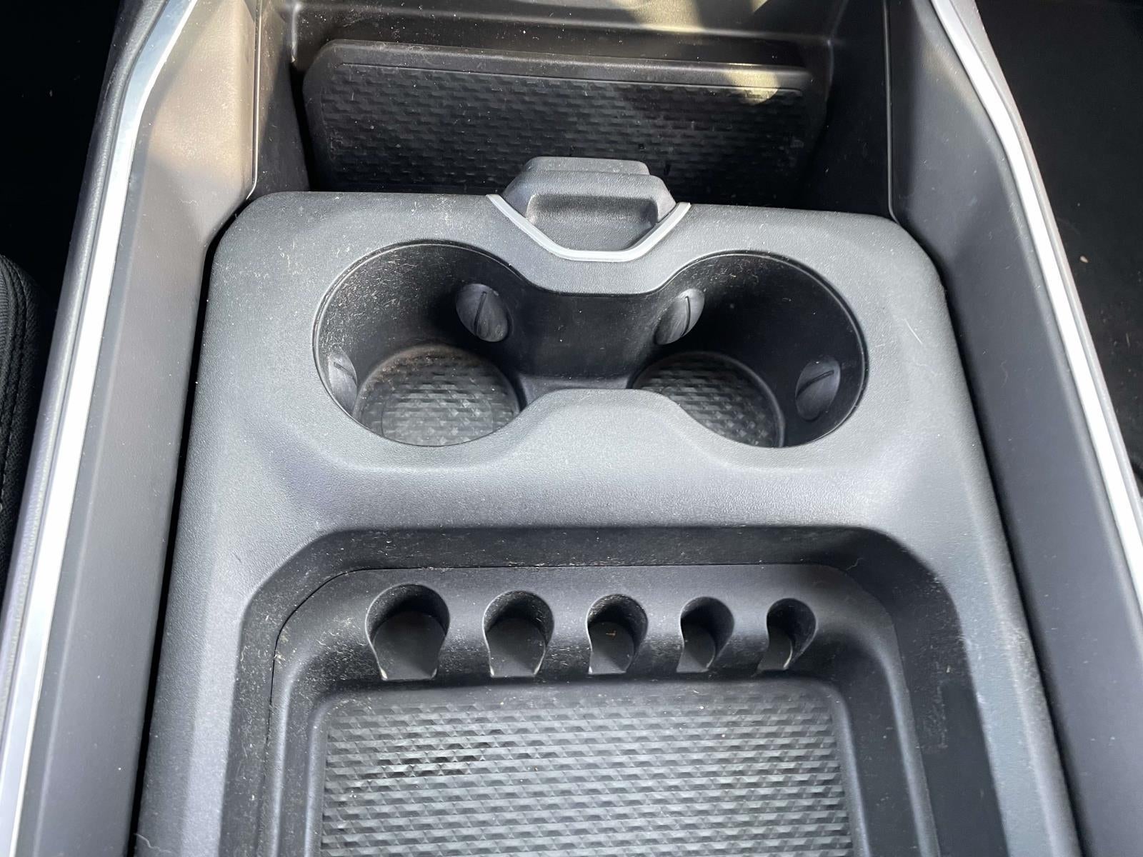 2020 RAM 1500 Big Horn Quad Cab 4x4 64' Box