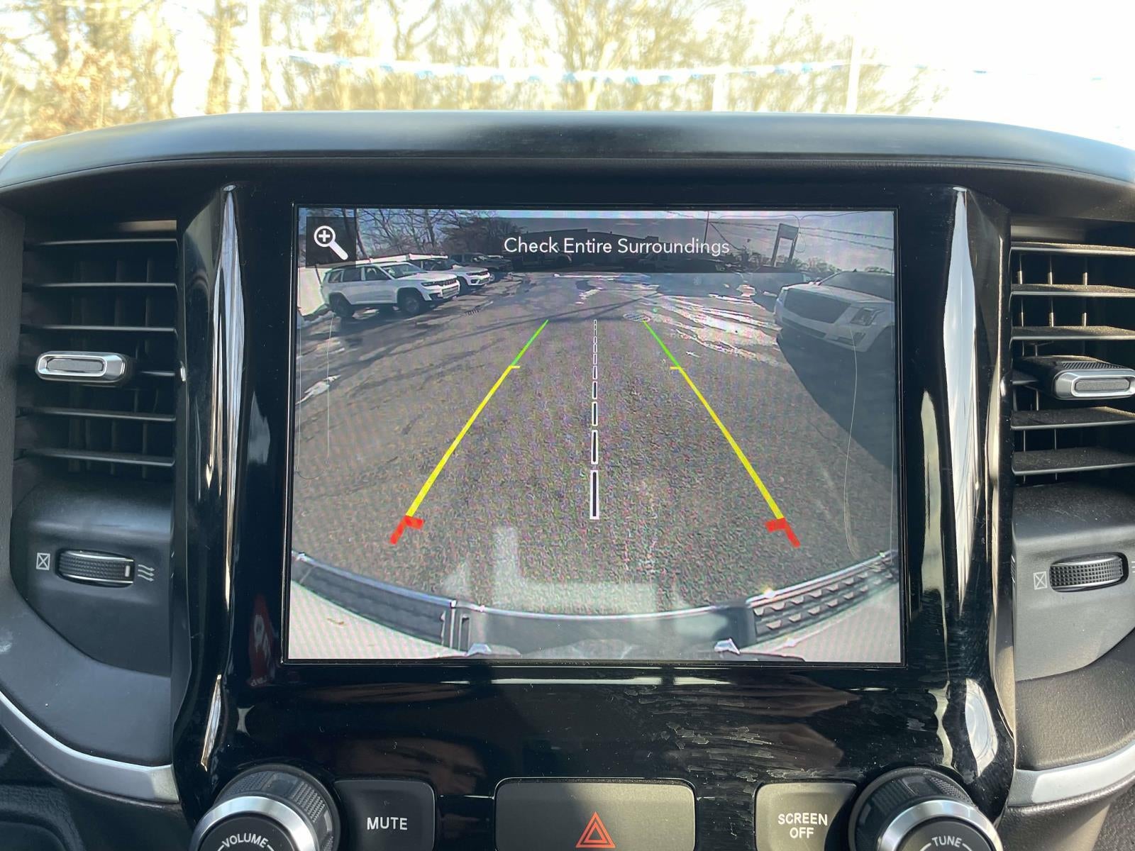 2020 RAM 1500 Big Horn Quad Cab 4x4 64' Box