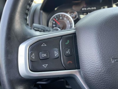 2020 RAM 1500 Big Horn Quad Cab 4x4 64' Box