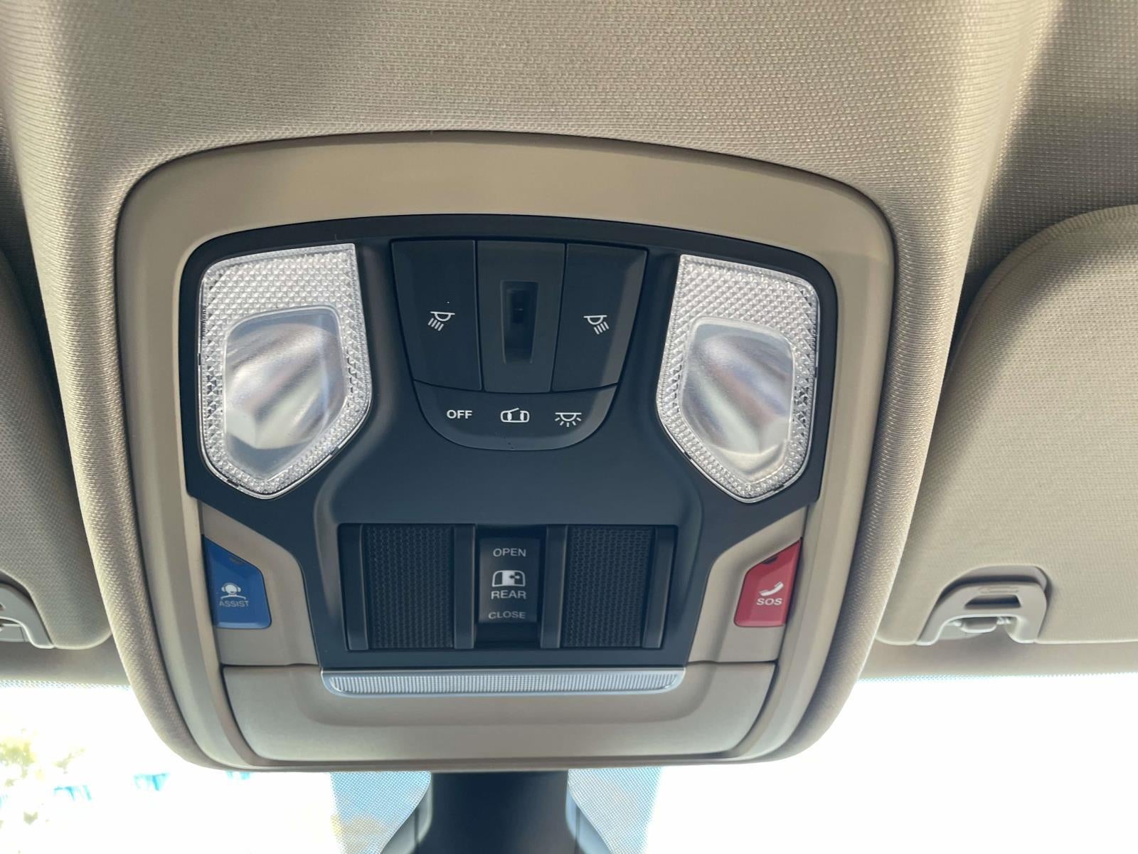 2020 RAM 1500 Big Horn Quad Cab 4x4 64' Box