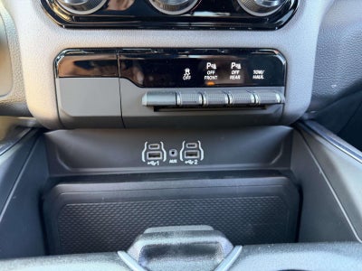 2025 RAM 1500 Big Horn Crew Cab 4x4 57' Box