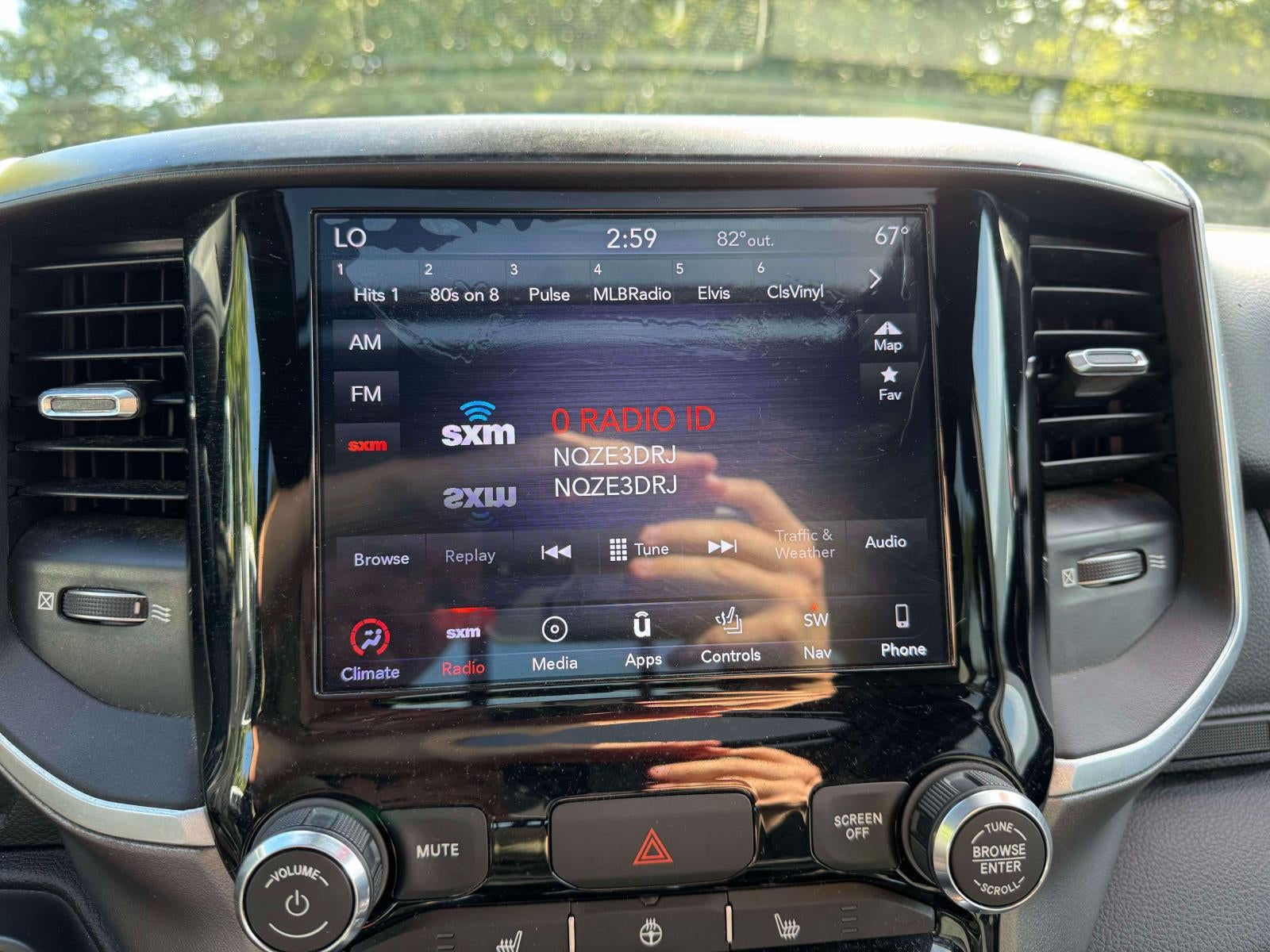 2019 RAM 1500 Big Horn/Lone Star Crew Cab 4x4 57' Box