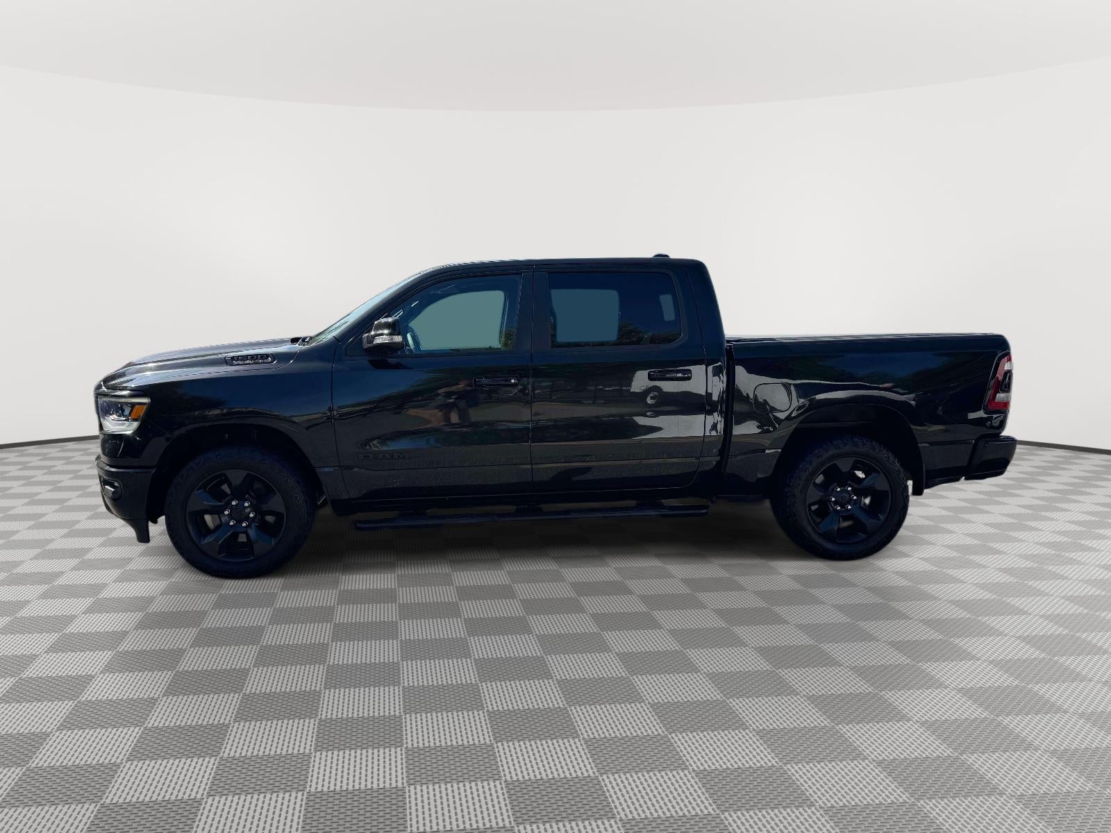 2019 RAM 1500 Big Horn/Lone Star Crew Cab 4x4 57' Box