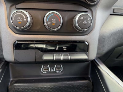 2022 RAM 1500 Big Horn Crew Cab 4x4 57' Box