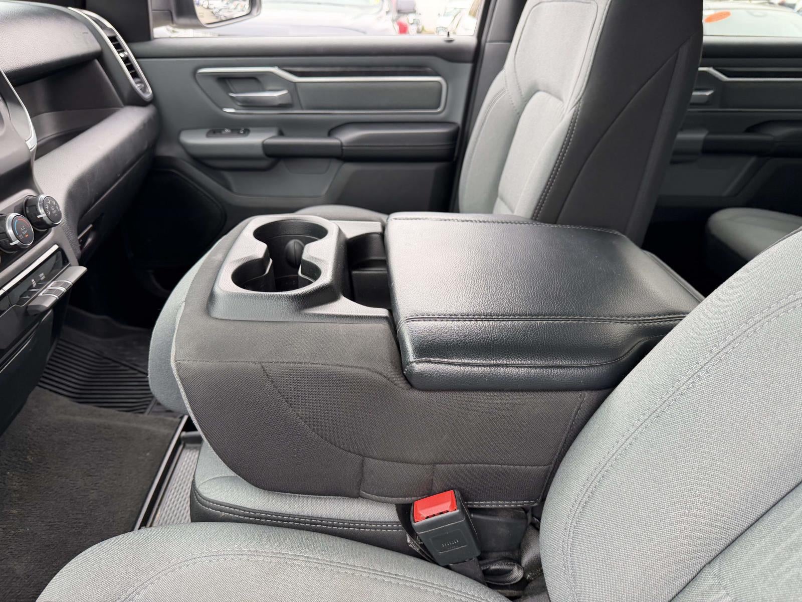 2022 RAM 1500 Big Horn Crew Cab 4x4 57' Box