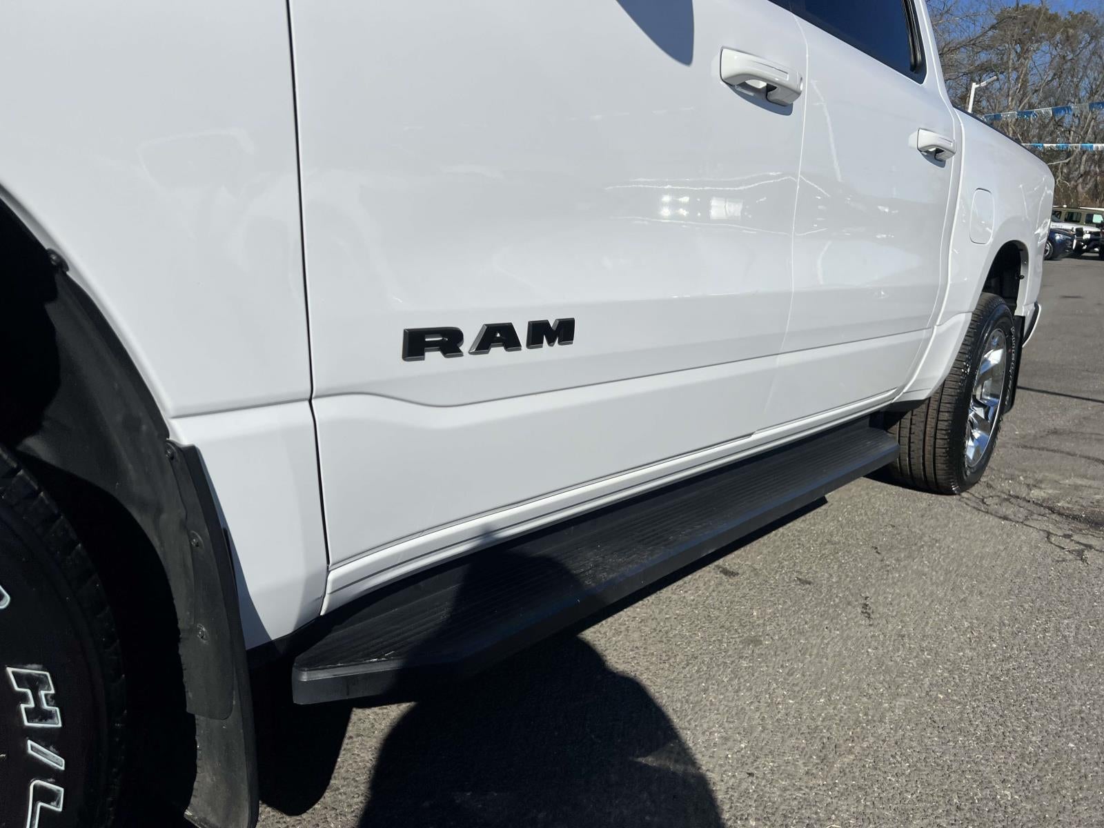 2021 RAM 1500 Big Horn Crew Cab 4x4 57' Box