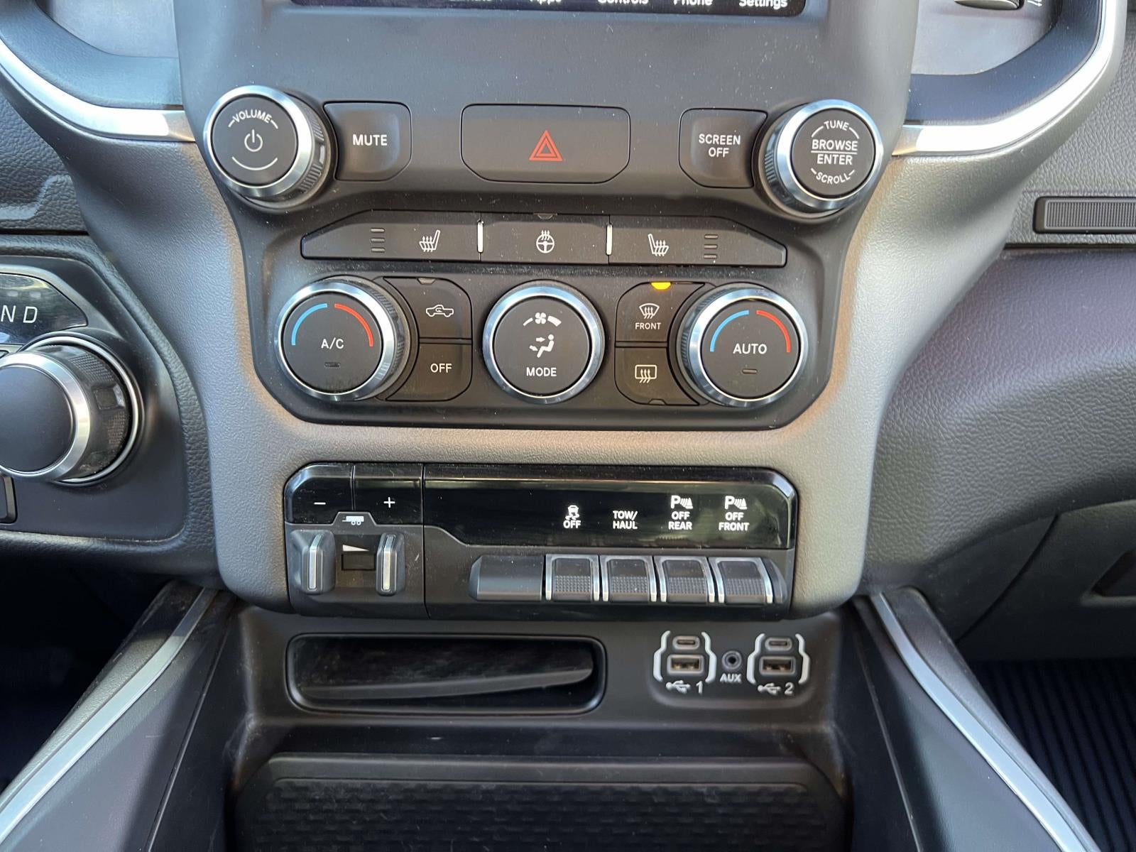 2021 RAM 1500 Big Horn Crew Cab 4x4 57' Box