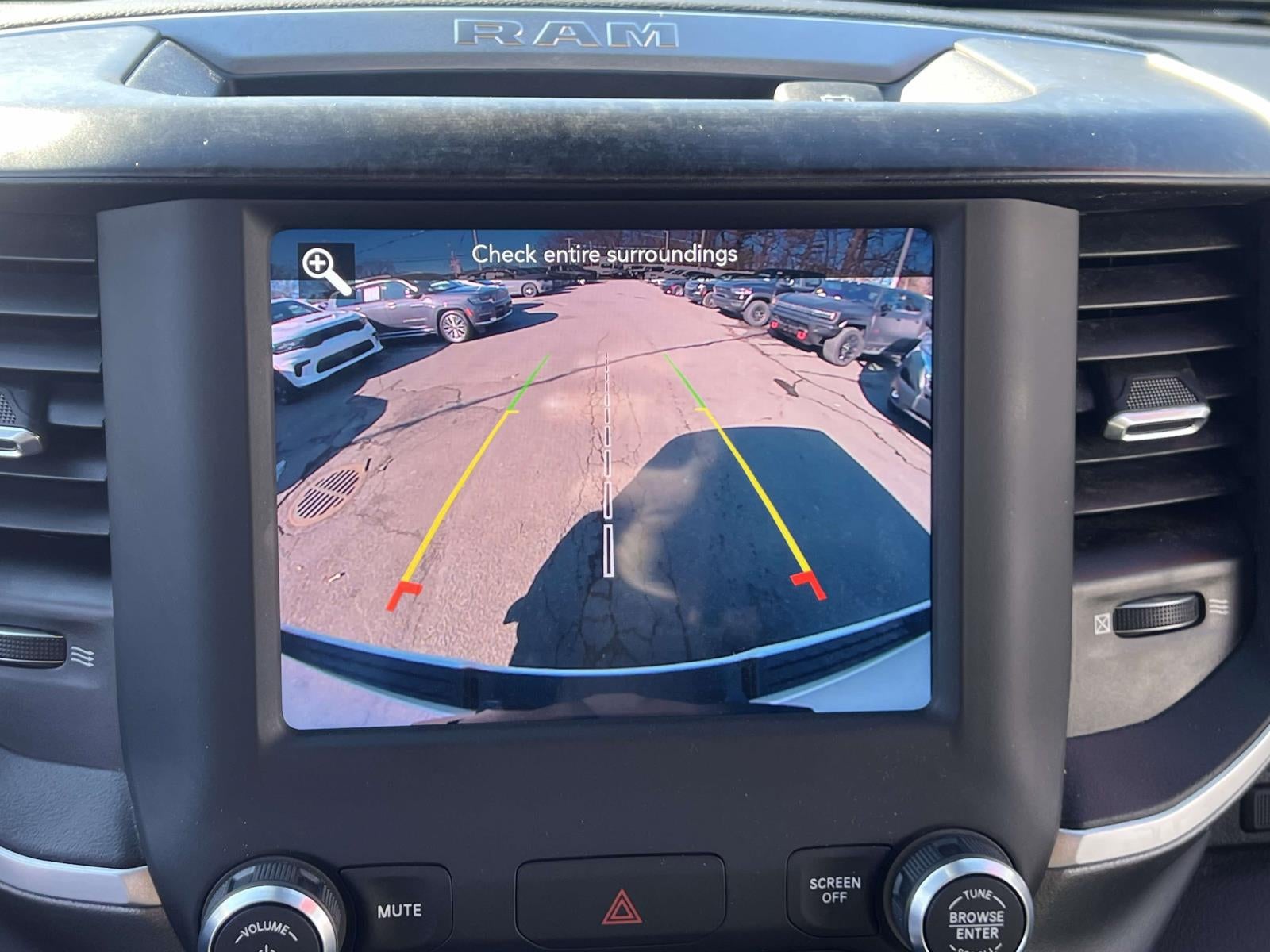 2021 RAM 1500 Big Horn Crew Cab 4x4 57' Box