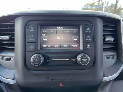 2022 RAM 1500 Big Horn Crew Cab 4x4 57' Box