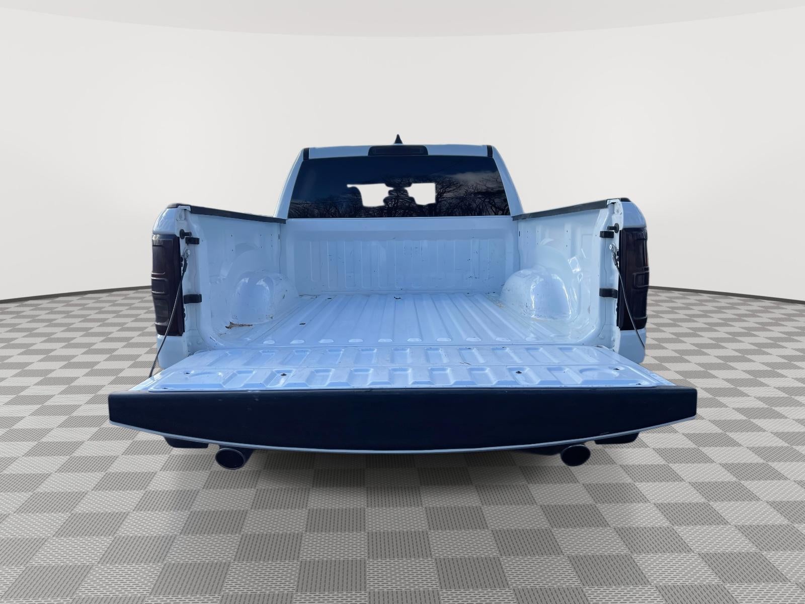 2022 RAM 1500 Big Horn Crew Cab 4x4 57' Box