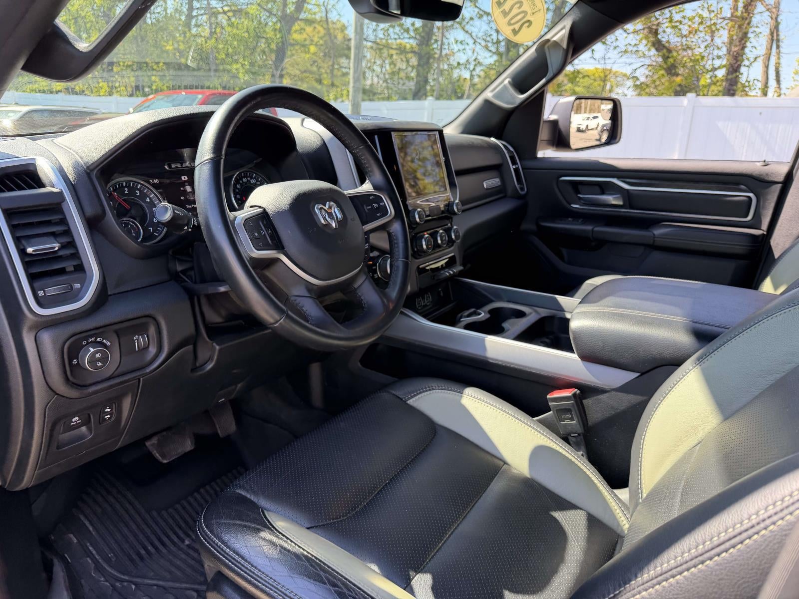 2022 RAM 1500 Big Horn Crew Cab 4x4 57' Box