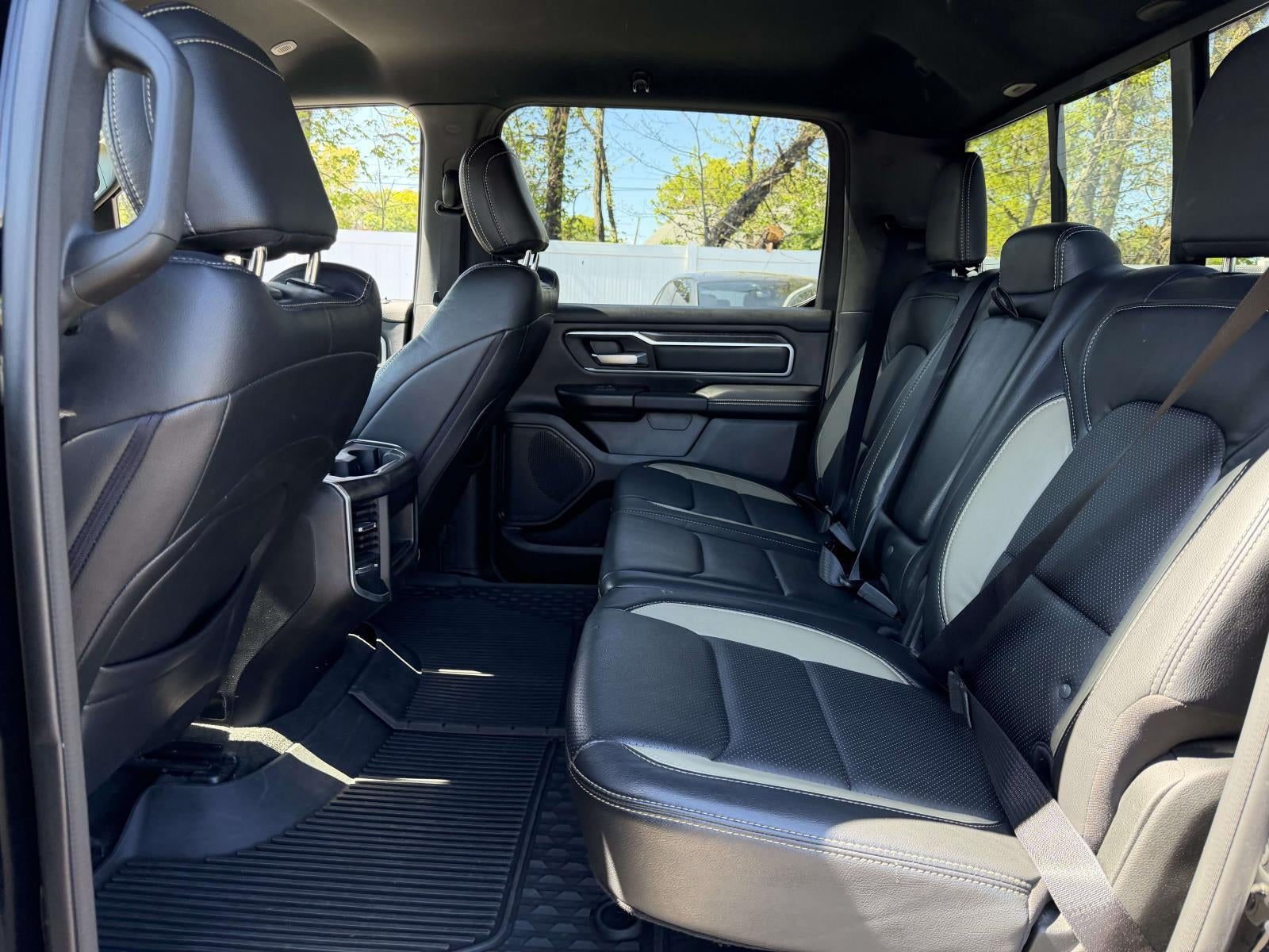2022 RAM 1500 Big Horn Crew Cab 4x4 57' Box