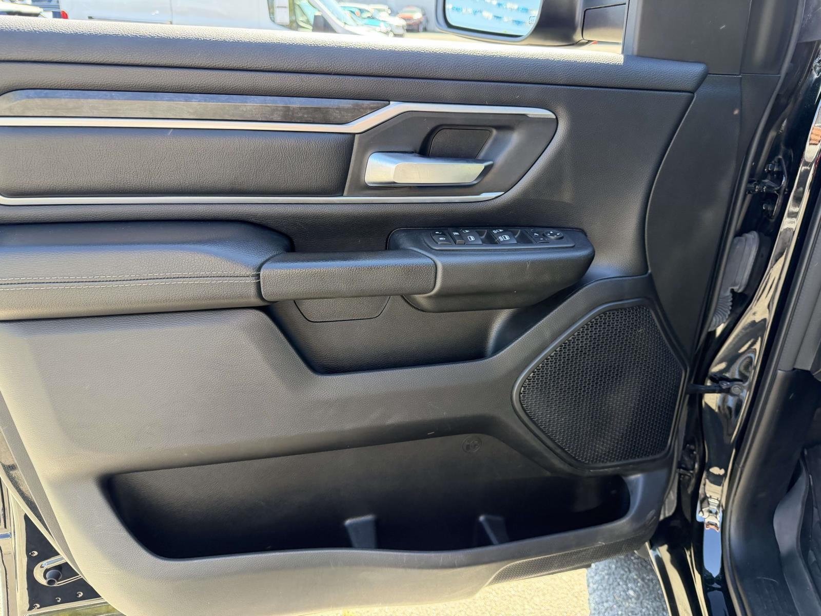 2022 RAM 1500 Big Horn Crew Cab 4x4 57' Box