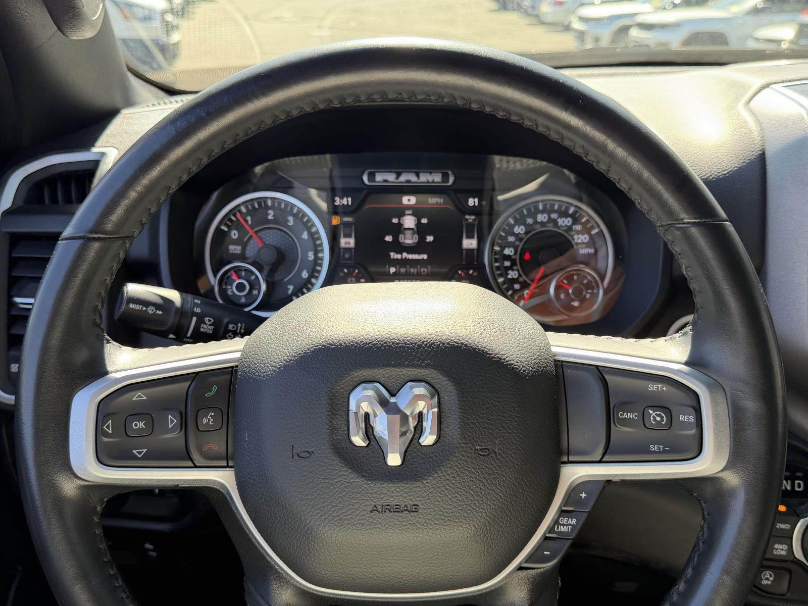 2022 RAM 1500 Big Horn Crew Cab 4x4 57' Box