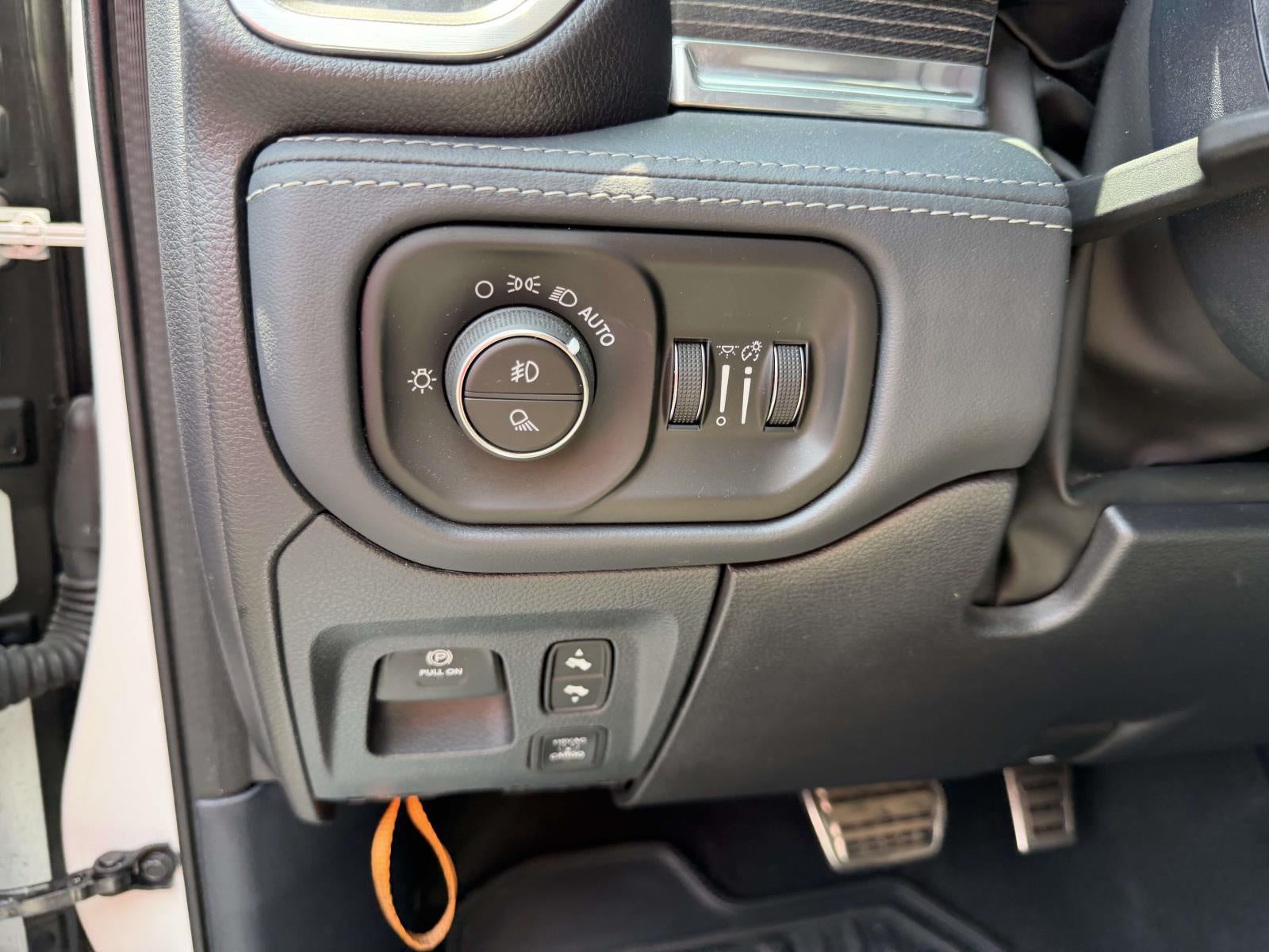 2023 RAM 1500 Limited Crew Cab 4x4 57' Box