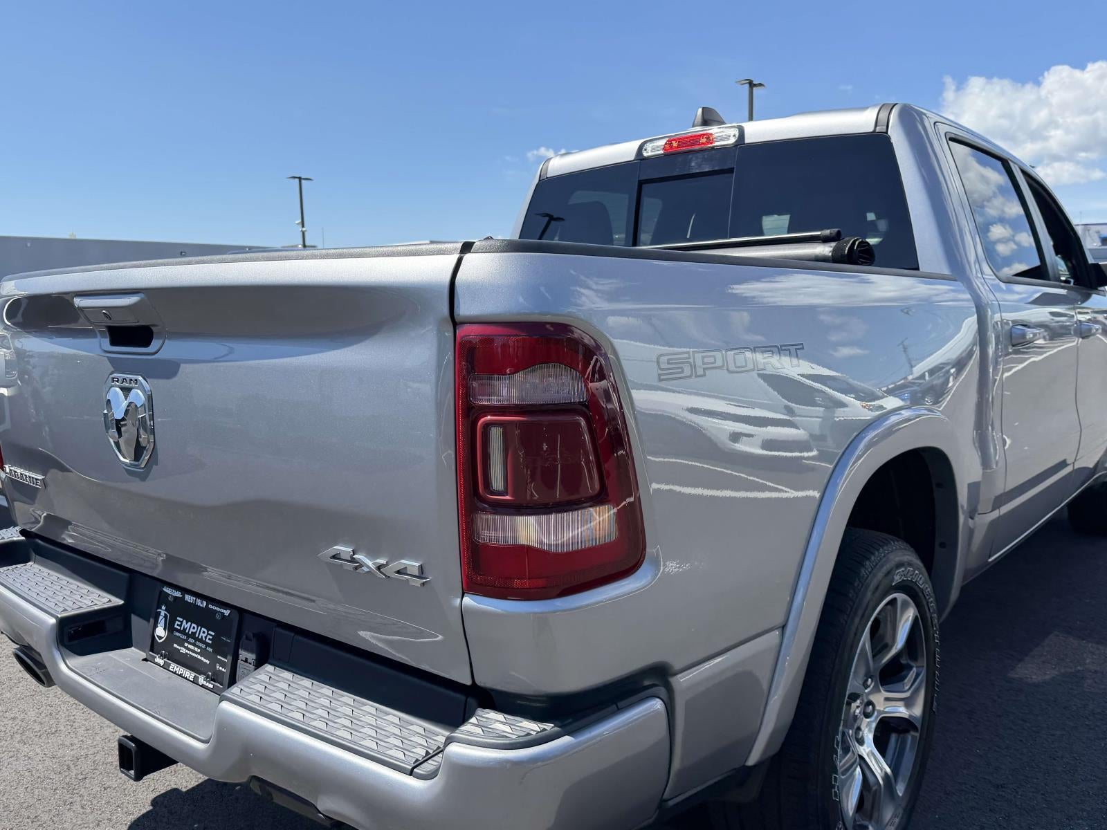 2022 RAM 1500 Laramie Crew Cab 4x4 57' Box