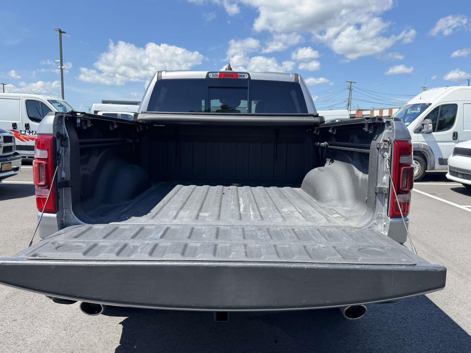 2022 RAM 1500 Laramie Crew Cab 4x4 57' Box