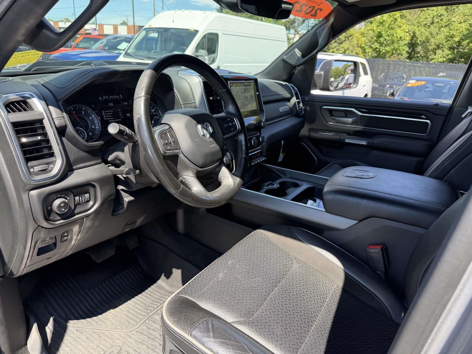 2022 RAM 1500 Laramie Crew Cab 4x4 57' Box