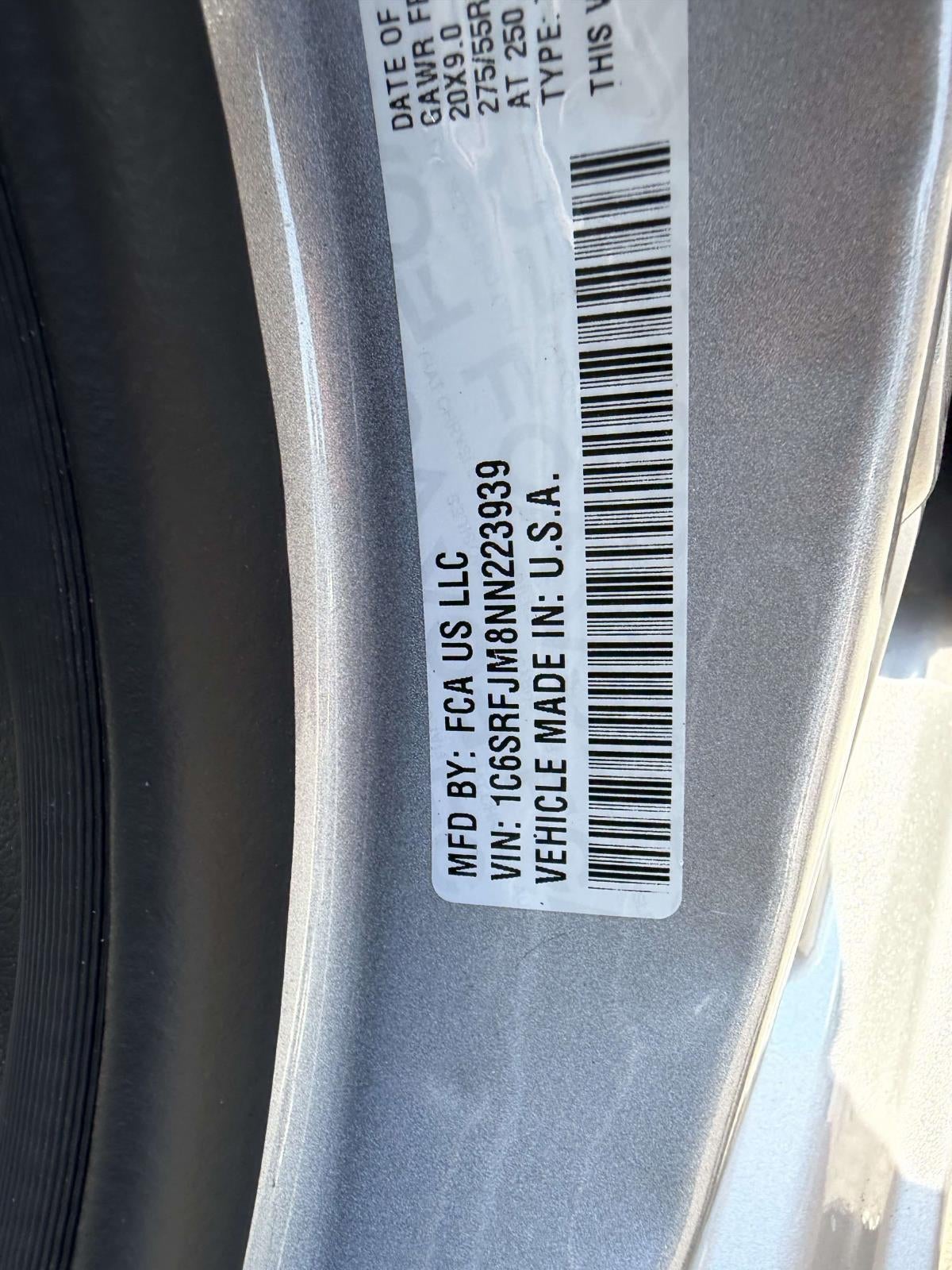 2022 RAM 1500 Laramie Crew Cab 4x4 57' Box