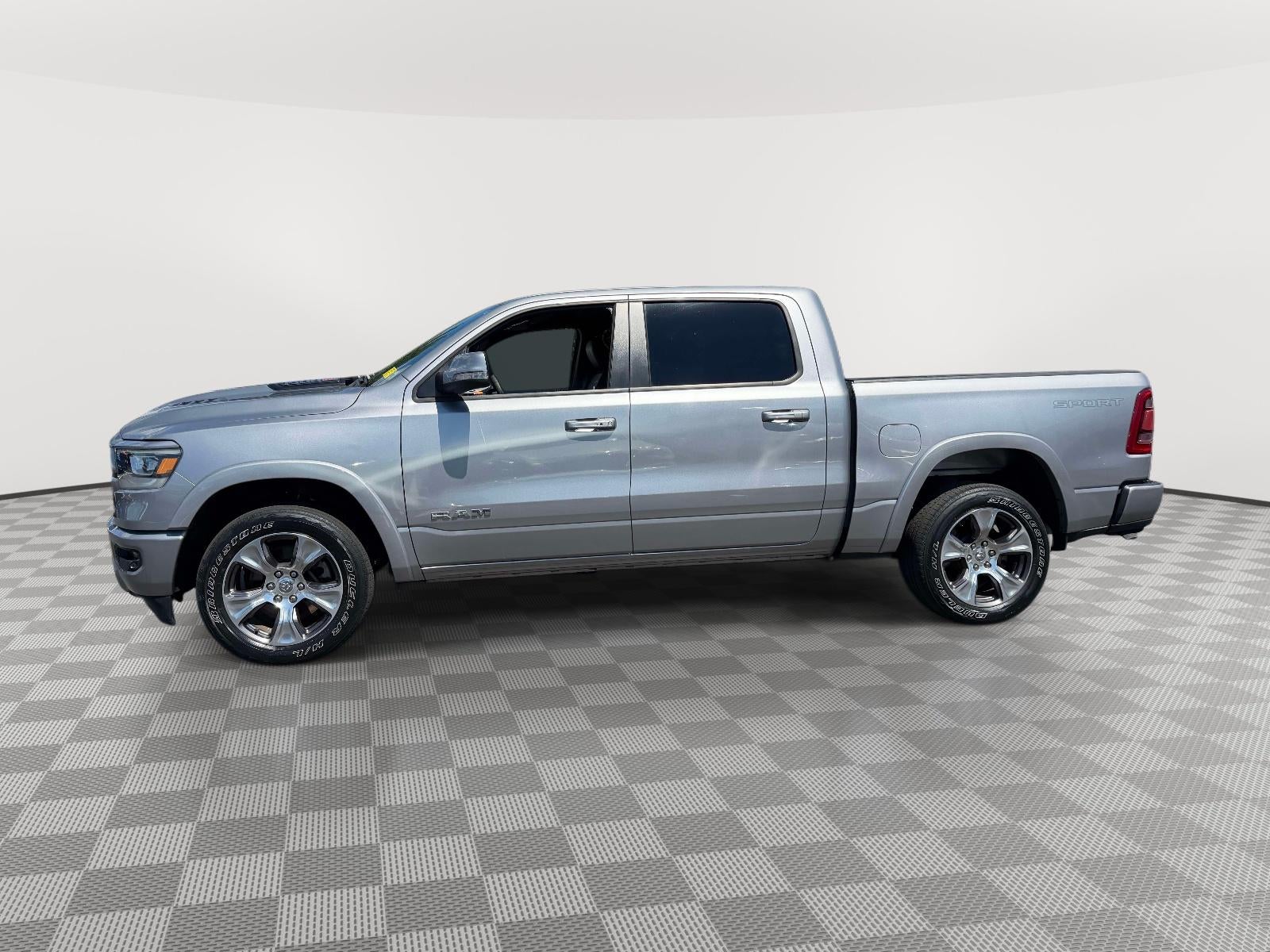 2022 RAM 1500 Laramie Crew Cab 4x4 57' Box