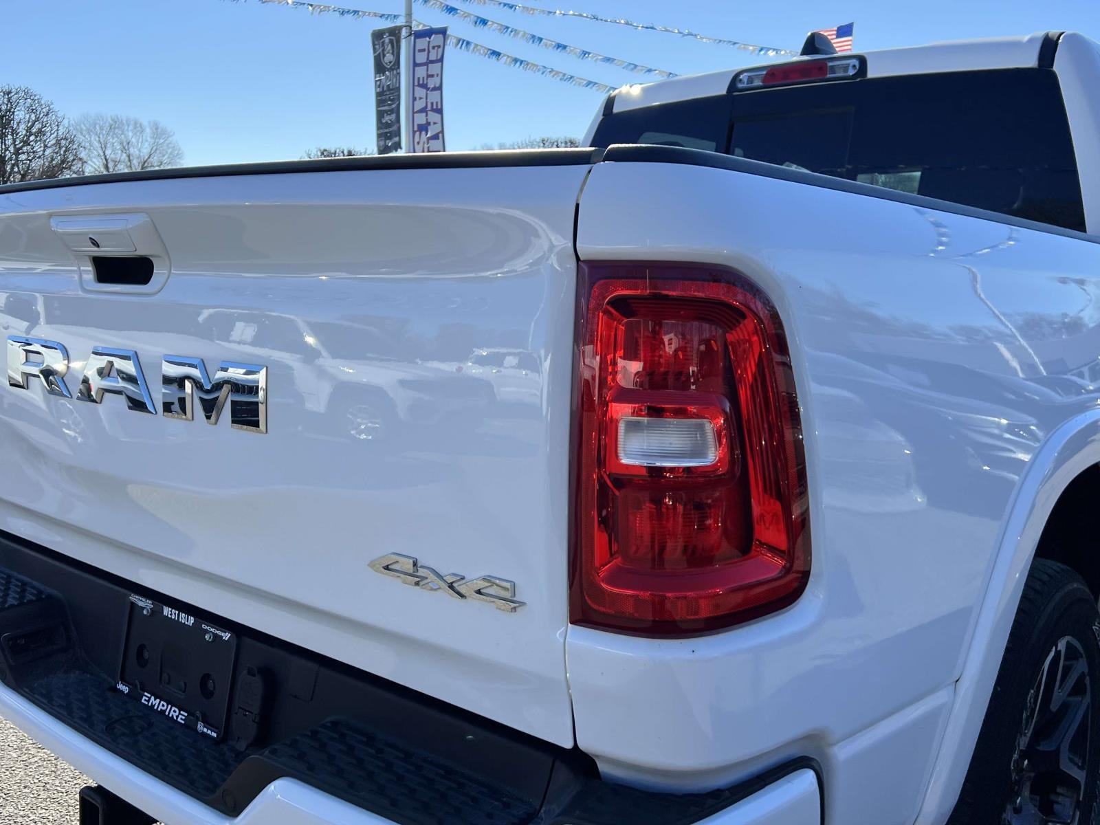 2025 RAM 1500 Laramie Crew Cab 4x4 57' Box